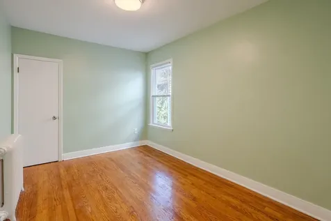 5515 North Monitor Avenue Chicago IL 60630