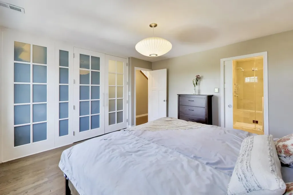 2648 North Southport Avenue Chicago IL 60614