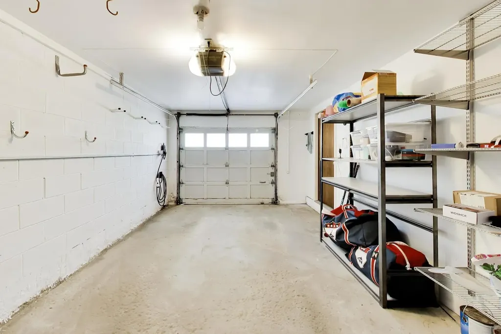 2648 North Southport Avenue Chicago IL 60614