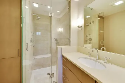 2648 North Southport Avenue Chicago IL 60614