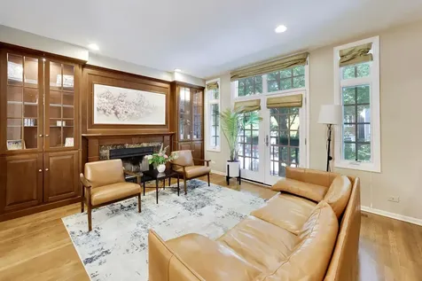 2648 North Southport Avenue Chicago IL 60614