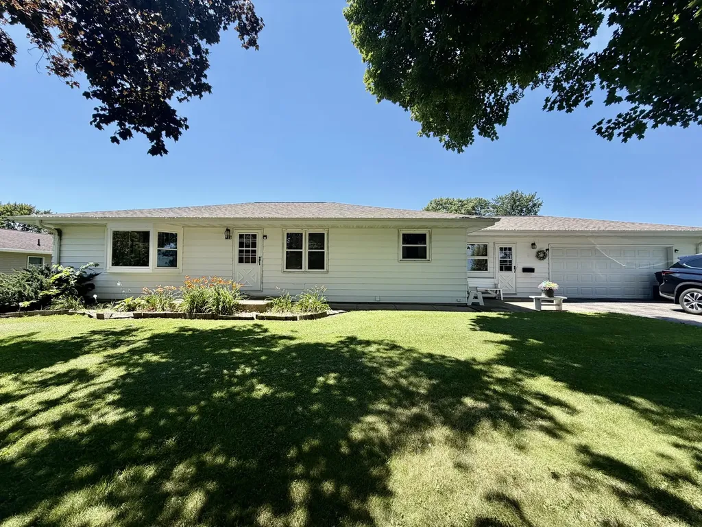 715 Hager Avenue Milledgeville IL 61051
