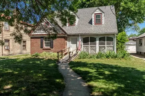 2203 Benderwirt Avenue Rockford IL 61103