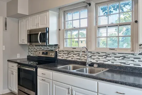 2203 Benderwirt Avenue Rockford IL 61103