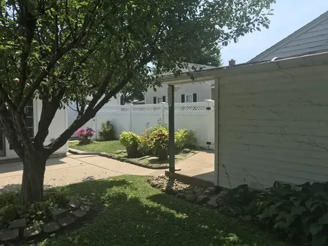 1714 Pike Street Peru IL 61354
