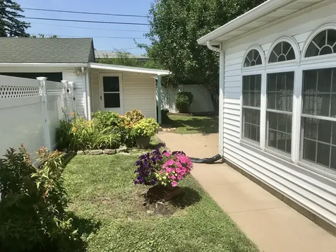 1714 Pike Street Peru IL 61354