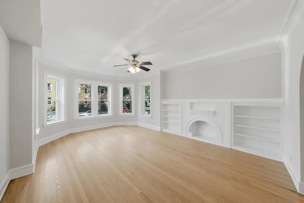 5706 North Maplewood Avenue Chicago IL 60659