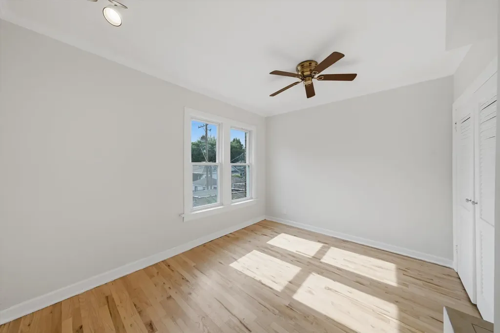5706 North Maplewood Avenue Chicago IL 60659