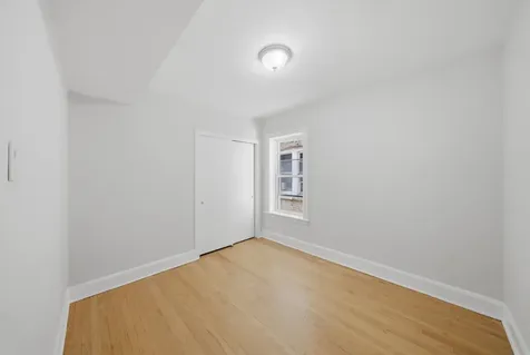 5706 North Maplewood Avenue Chicago IL 60659