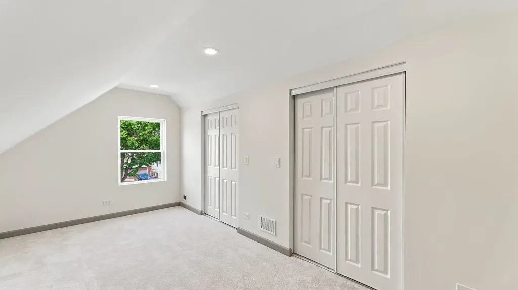 1223 West 112th Street Chicago IL 60643