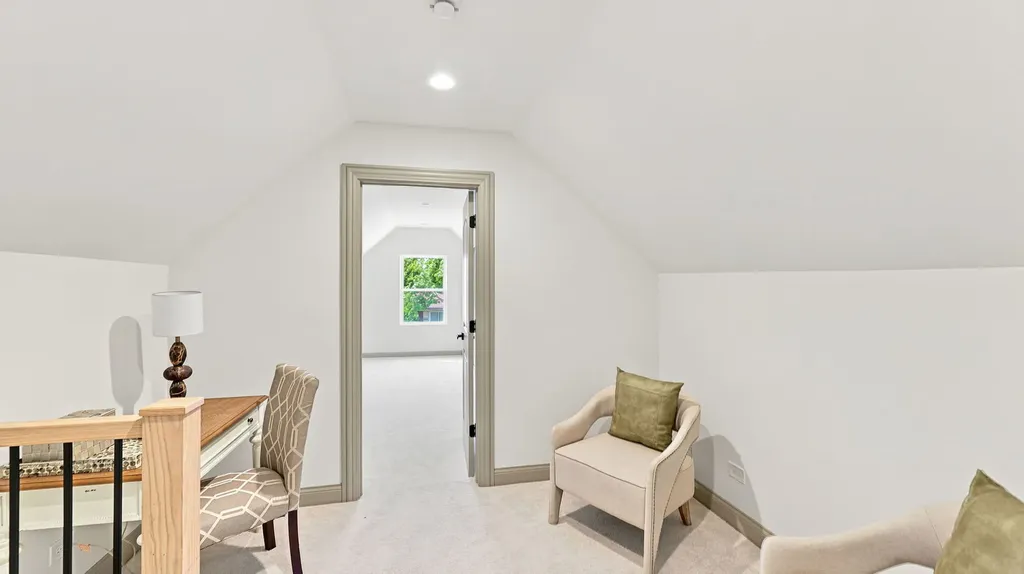 1223 West 112th Street Chicago IL 60643