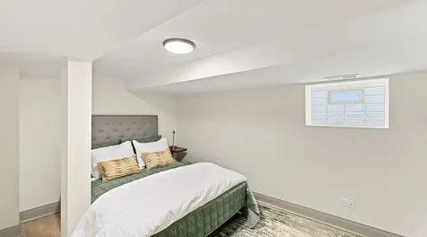 1223 West 112th Street Chicago IL 60643