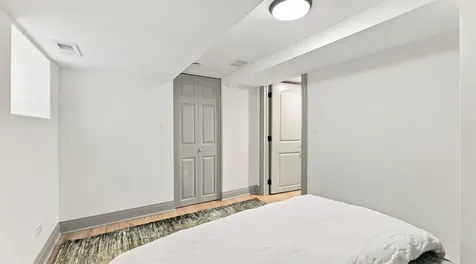 1223 West 112th Street Chicago IL 60643