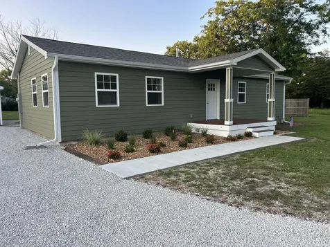 422 East 5th Avenue Rankin IL 60960