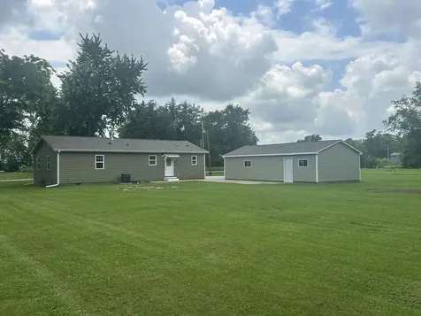 422 East 5th Avenue Rankin IL 60960