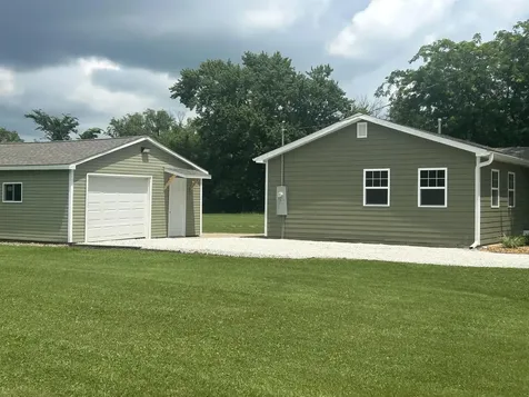 422 East 5th Avenue Rankin IL 60960