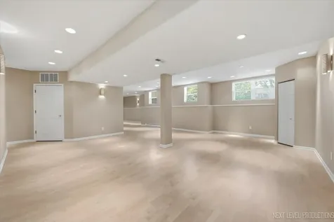 39W331 Mill Creek Circle Geneva IL 60134