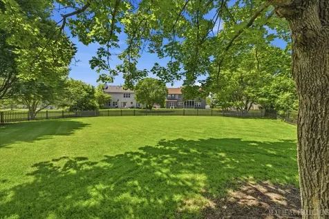 39W331 Mill Creek Circle Geneva IL 60134