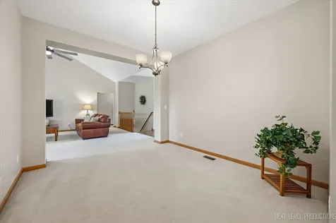 39W331 Mill Creek Circle Geneva IL 60134