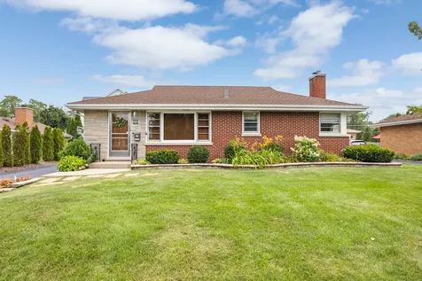 22 6TH Street Downers Grove IL 60515