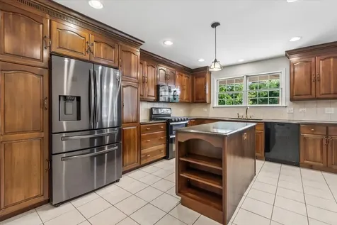 6533 North Christiana Avenue Lincolnwood IL 60712