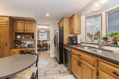 304 Perrin Avenue Bloomington IL 61701