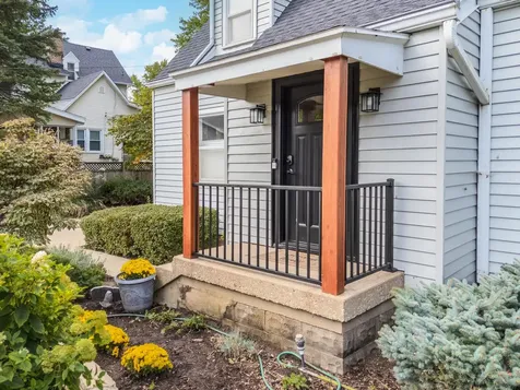 304 Perrin Avenue Bloomington IL 61701