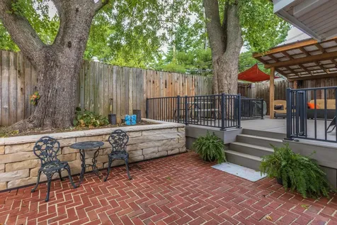 304 Perrin Avenue Bloomington IL 61701