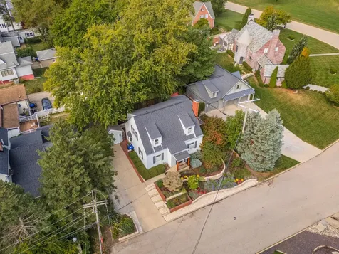 304 Perrin Avenue Bloomington IL 61701