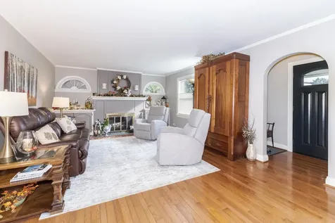 304 Perrin Avenue Bloomington IL 61701