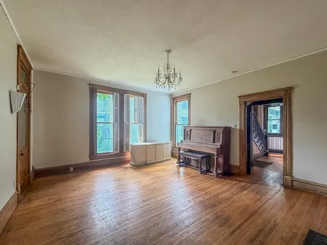 437 West Decatur Street Decatur IL 62522