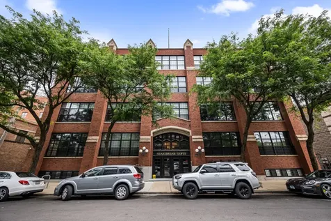 17 North Loomis Street Chicago IL 60607