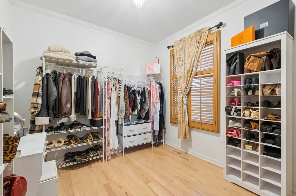 1958 North Bissell Street Chicago IL 60614