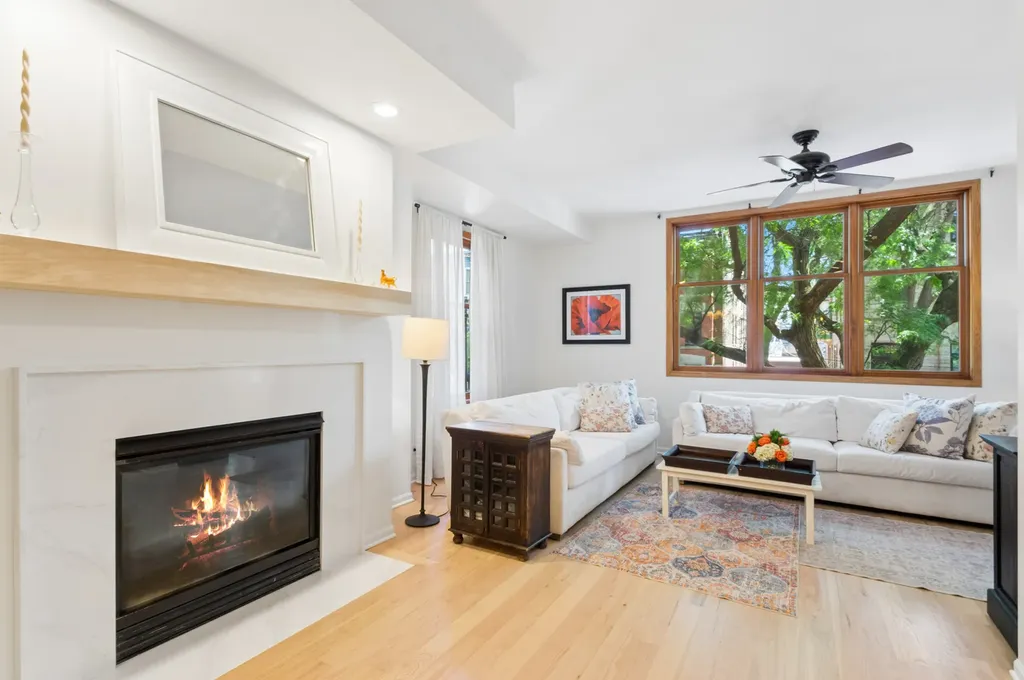 1958 North Bissell Street Chicago IL 60614