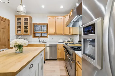 1958 North Bissell Street Chicago IL 60614