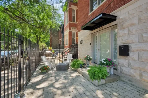 1958 North Bissell Street Chicago IL 60614