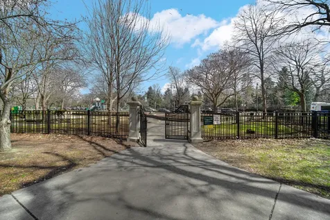 2100 North Lincoln Park West Street Chicago IL 60614