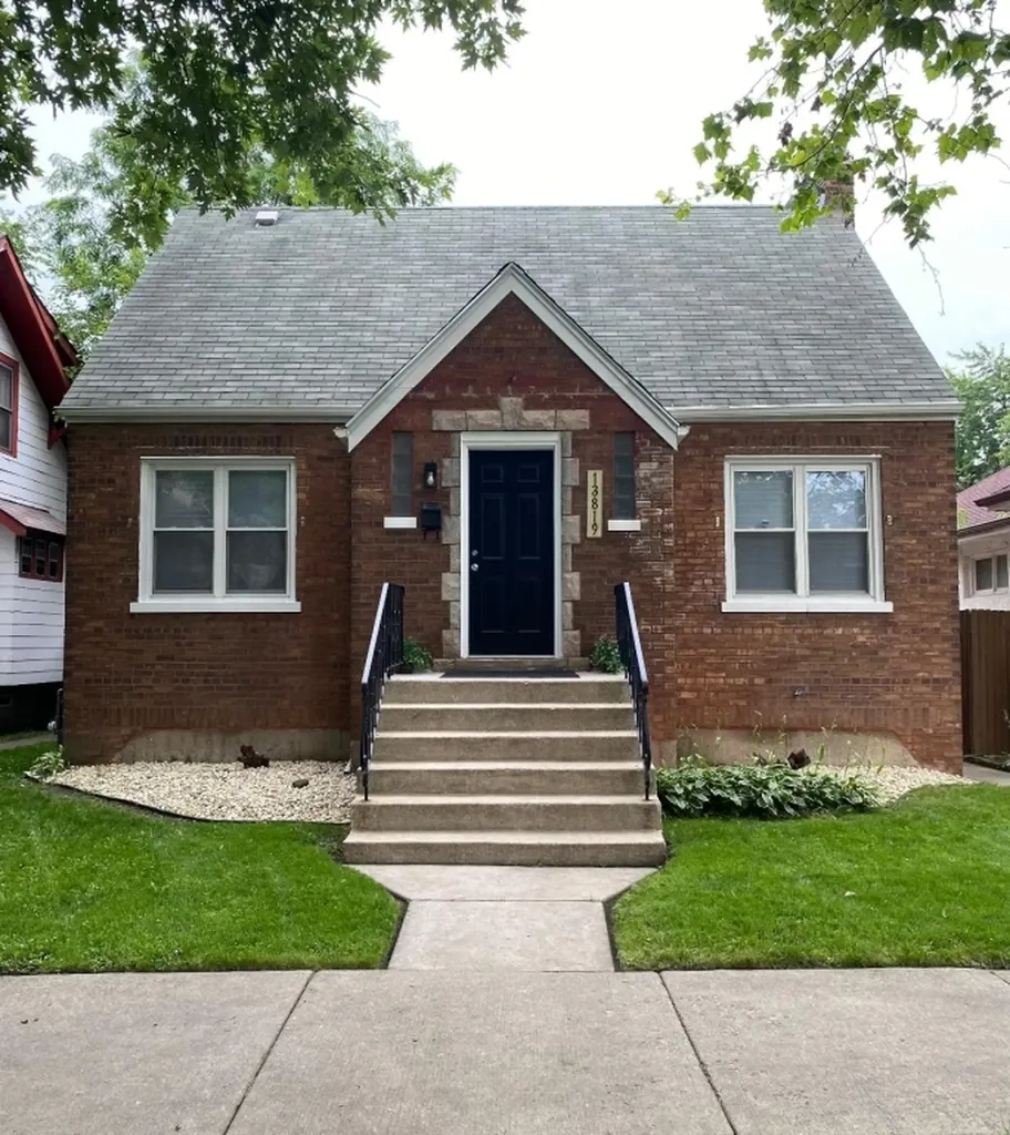 13819 South State Street Riverdale IL 60827