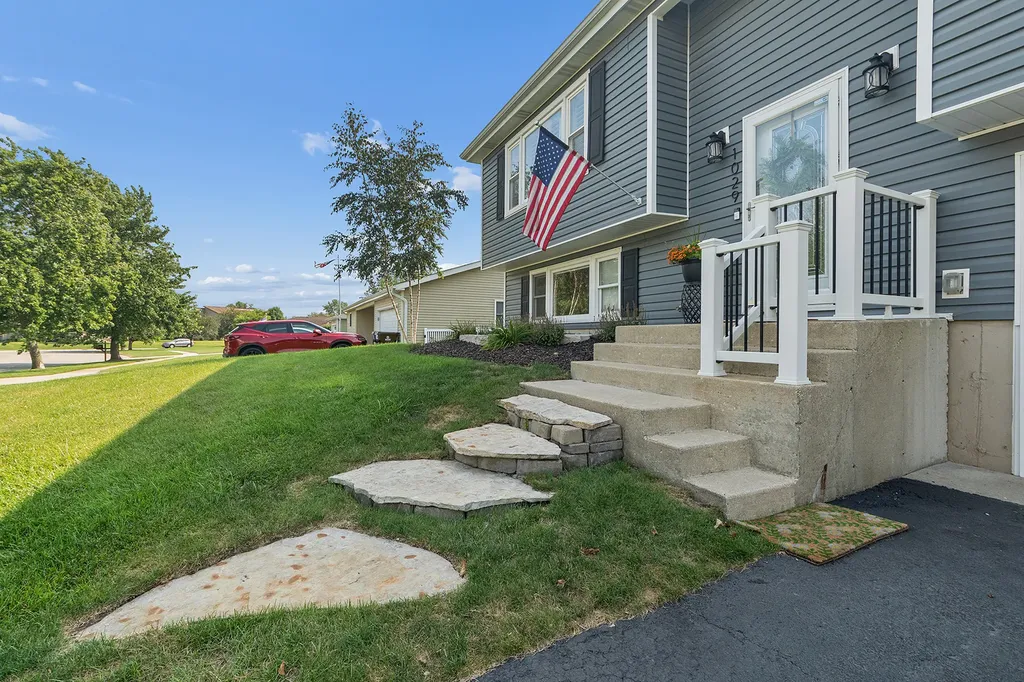 1029 South Cooper Street New Lenox IL 60451