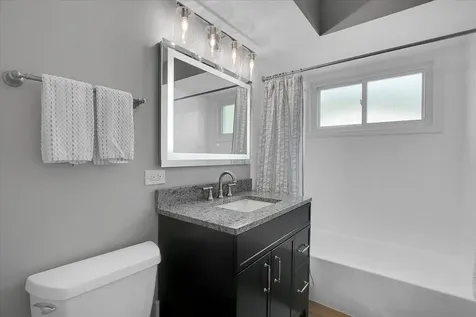 7635 Walnut Avenue Woodridge IL 60517