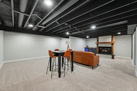2847 194TH Street Lansing IL 60438