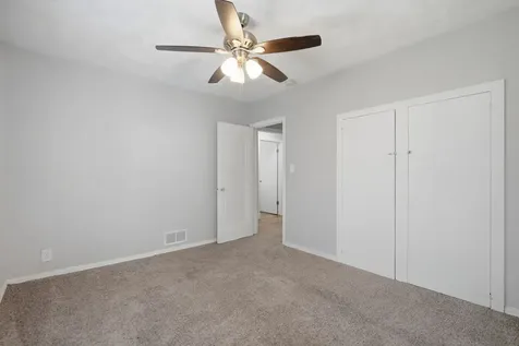 120 20TH Street East Moline IL 61244
