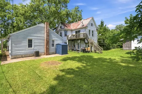 120 20TH Street East Moline IL 61244