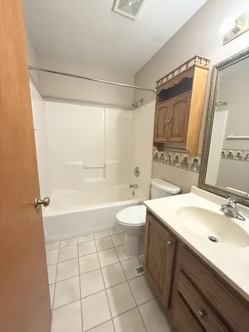 107 Colonial Parkway Yorkville IL 60560