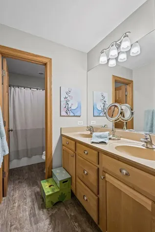 7205 Pierceshire Road Spring Grove IL 60081