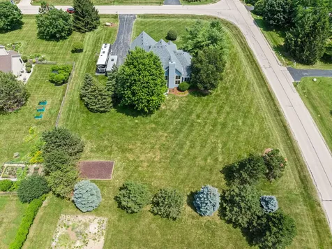 7205 Pierceshire Road Spring Grove IL 60081