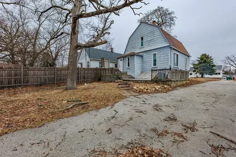914 Jasper Street Joliet IL 60436