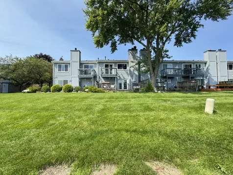 217 Lakeshore Lane Bloomingdale IL 60108