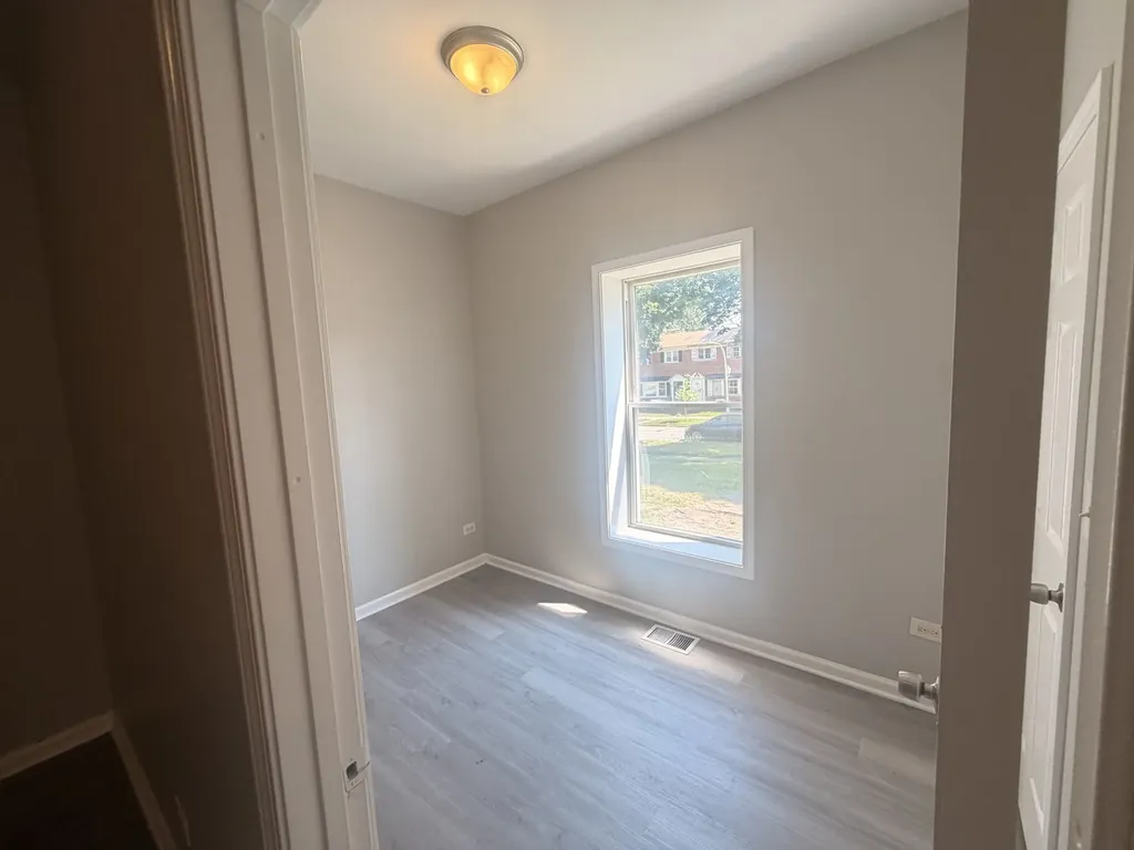 8755 South Cottage Grove Avenue Chicago IL 60619