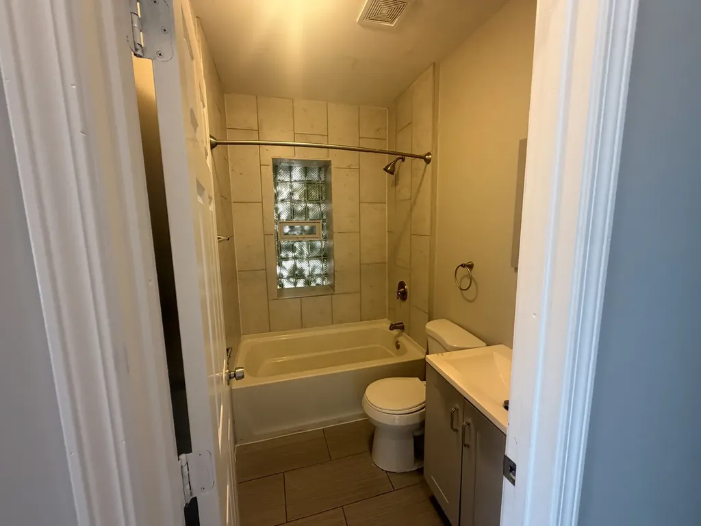 8755 South Cottage Grove Avenue Chicago IL 60619